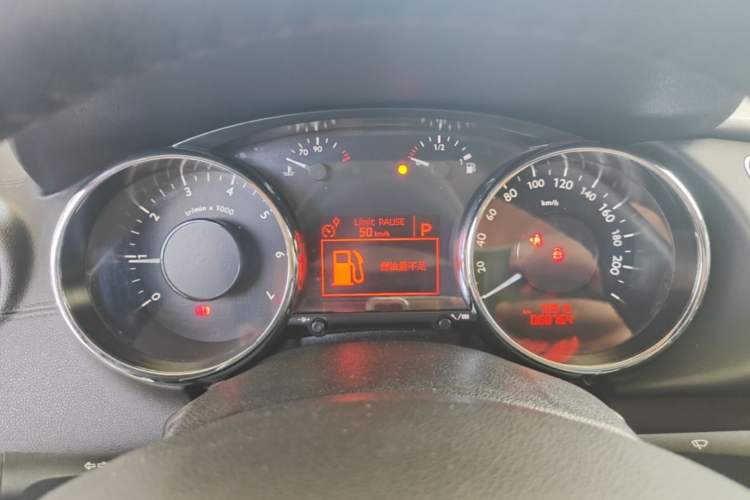 Used Peugeot 3008 2016 1.6THP Automatic Trend Edition Instrument Cluster