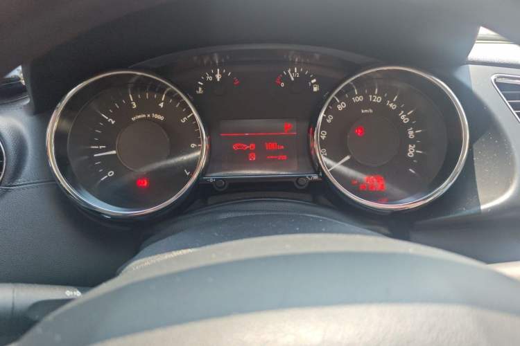 Used Peugeot 3008 2016 2.0L Automatic Classic Edition Instrument Cluster