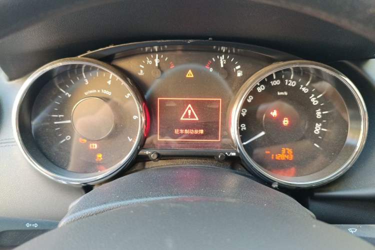 Used Peugeot 3008 2016 1.6THP Automatic Classic Edition Instrument Cluster