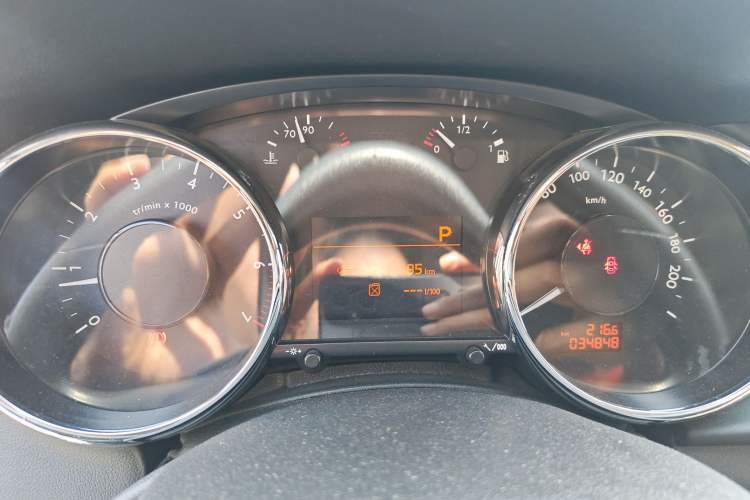 Used Peugeot 3008 2016 2.0L Automatic Classic Edition Instrument Cluster