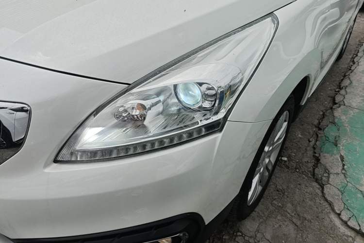 Used Peugeot 3008 2016 2.0L Automatic Classic Edition Left Front Headlight
