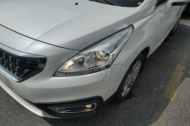 Used Peugeot 3008 2016 2.0L Automatic Classic Edition Left Front Headlight
