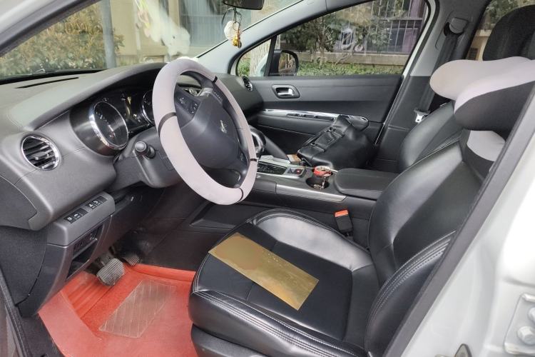 Used Peugeot 3008 2016 2.0L Automatic Classic Edition Left Front Seat