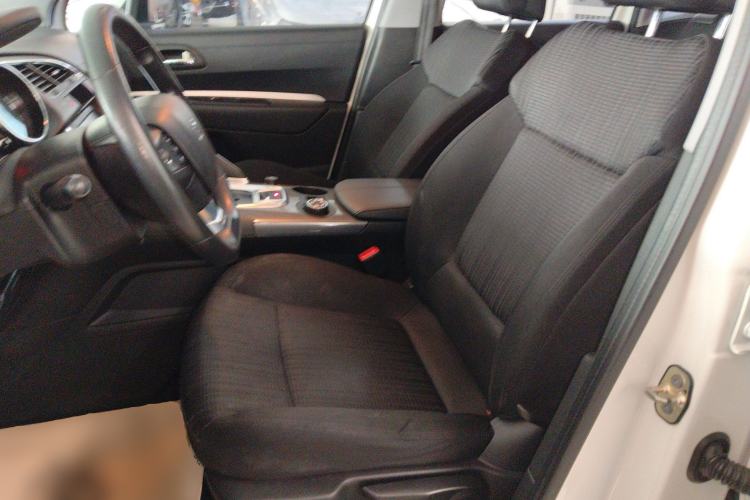 Used Peugeot 3008 2016 1.6THP Automatic Classic Edition Left Front Seat