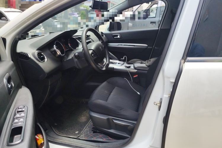 Used Peugeot 3008 2016 1.6THP Automatic Classic Edition Left Front Seat
