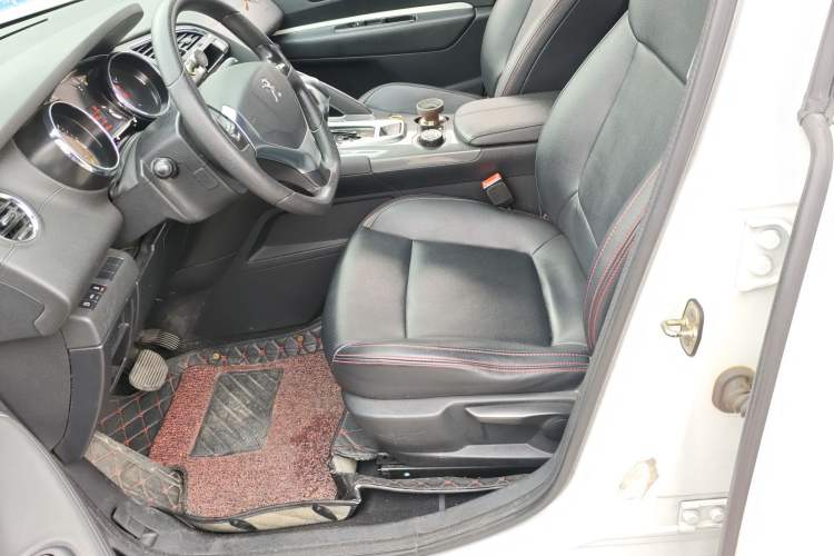 Used Peugeot 3008 2016 1.6THP Automatic Standard Edition Left Front Seat