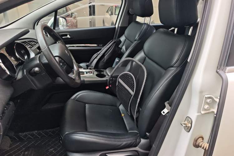 Used Peugeot 3008 2016 2.0L Automatic Classic Edition Left Front Seat