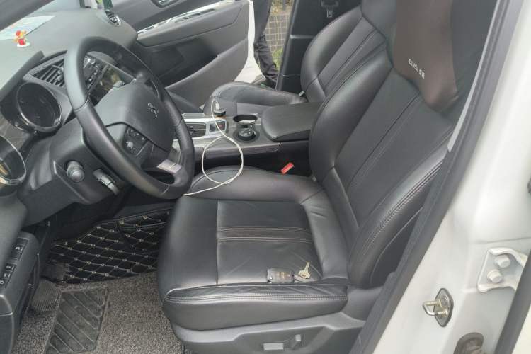 Used Peugeot 3008 2016 1.6THP Automatic Trend Edition Left Front Seat