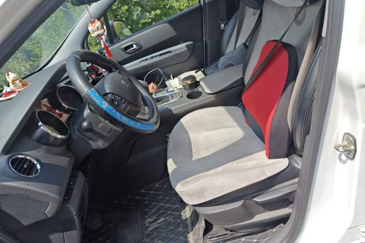 Used Peugeot 3008 2016 2.0L Automatic Classic Edition Left Front Seat