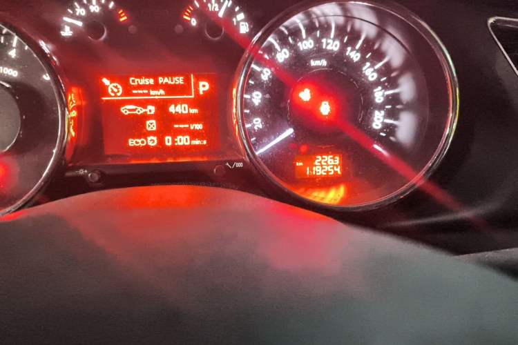Used Peugeot 3008 2016 1.6THP Automatic Trend Edition Odometer Close Up