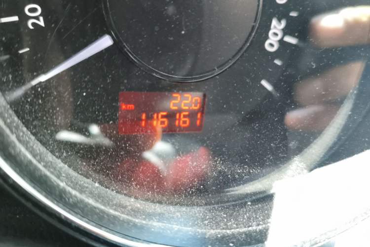 Used Peugeot 3008 2016 1.6THP Automatic Classic Edition Odometer Close Up