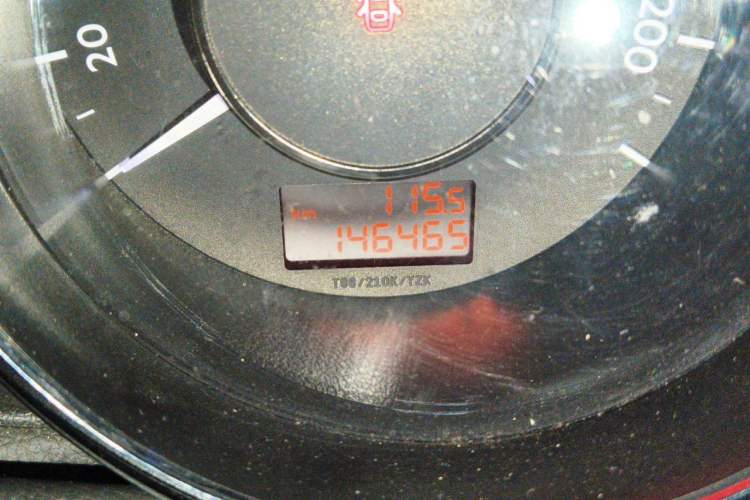 Used Peugeot 3008 2016 1.6THP Automatic Prestige Edition Odometer Close Up