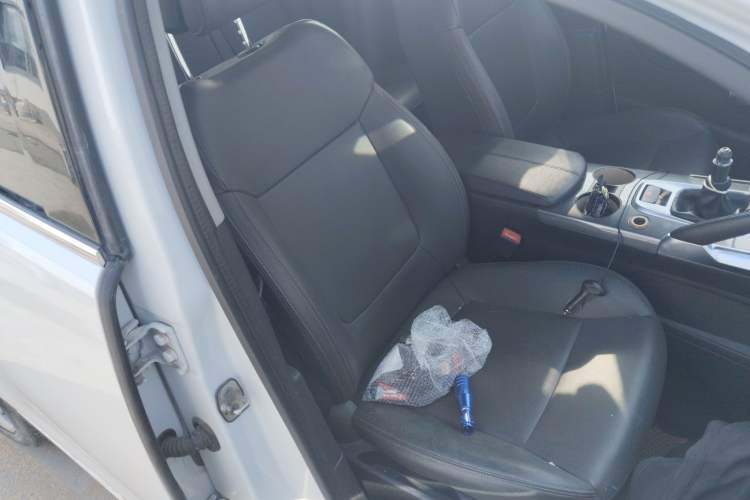 Used Peugeot 3008 2016 2.0L Manual Classic Edition Right Front Seat