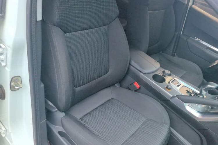 Used Peugeot 3008 2016 1.6THP Automatic Classic Edition Right Front Seat