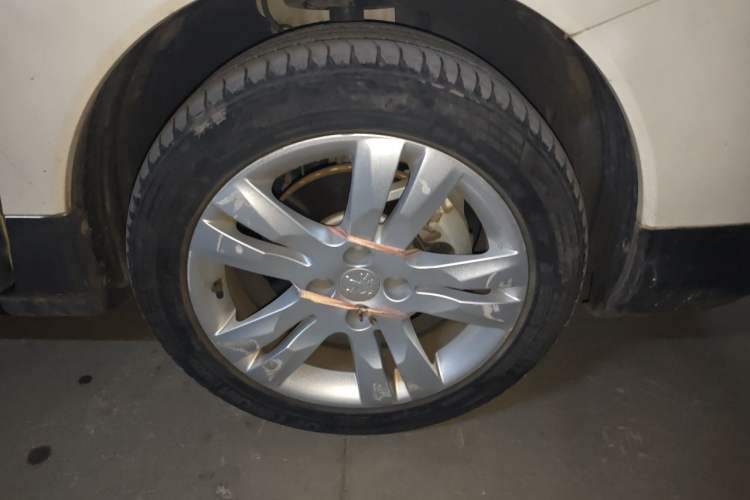 Used Peugeot 3008 2016 2.0L Automatic Classic Edition Right Front Wheel Hub