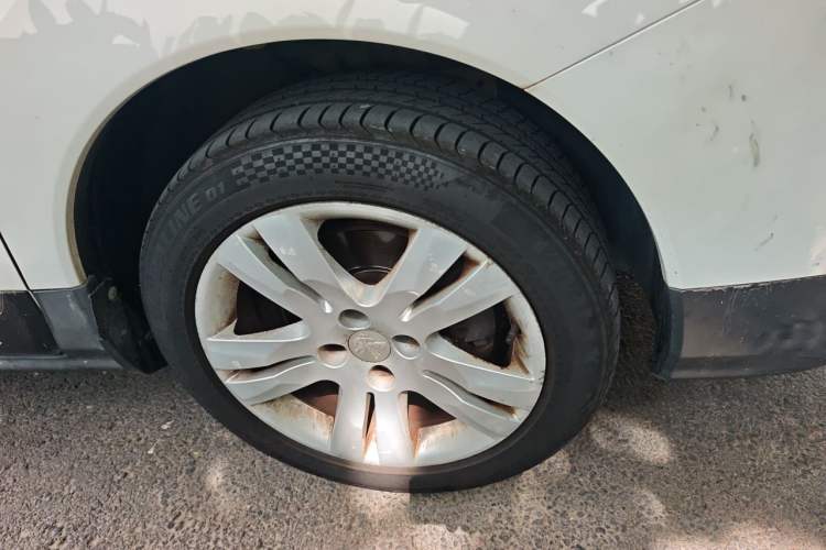 Used Peugeot 3008 2016 2.0L Automatic Standard Edition Right Front Wheel Hub