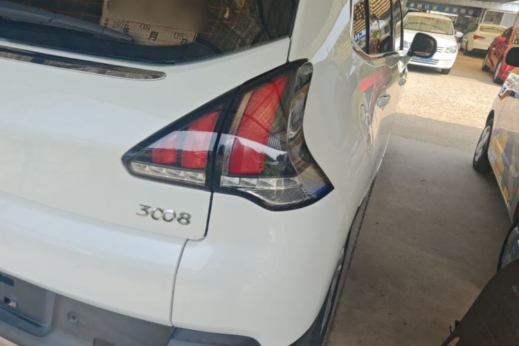 Used Peugeot 3008 2016 2.0L Manual Classic Edition Right Rear Taillight