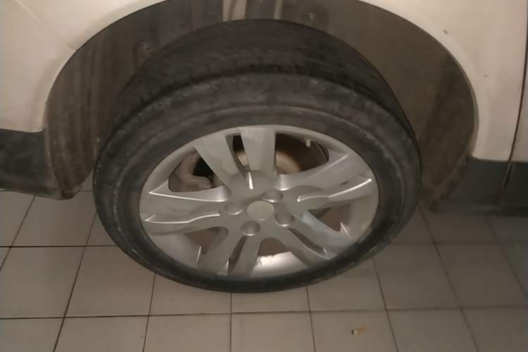 Used Peugeot 3008 2016 2.0L Automatic Classic Edition Right Rear Wheel Hub