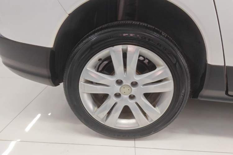 Used Peugeot 3008 2016 1.6THP Automatic Classic Edition Right Rear Wheel Hub