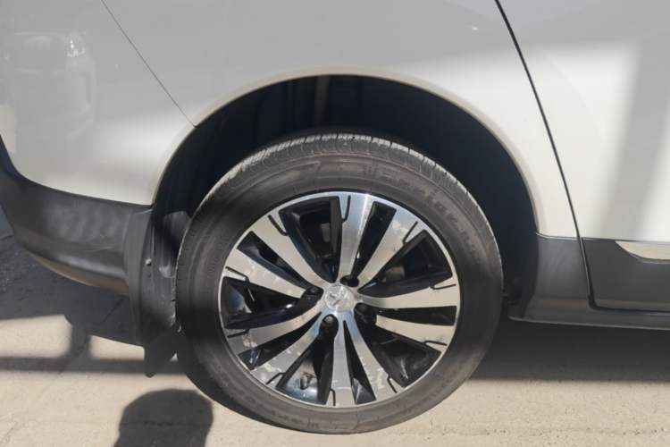 Used Peugeot 3008 2016 1.6THP Automatic Trend Edition Right Rear Wheel Hub