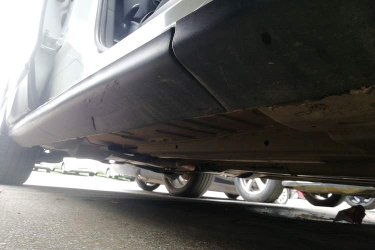 Used Peugeot 3008 2016 1.6THP Automatic Standard Edition Right Side Sill