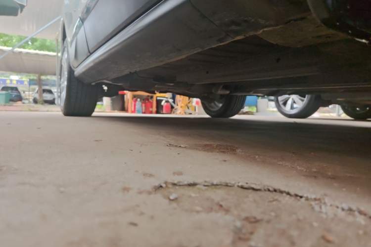 Used Peugeot 3008 2016 2.0L Automatic Classic Edition Right Side Sill