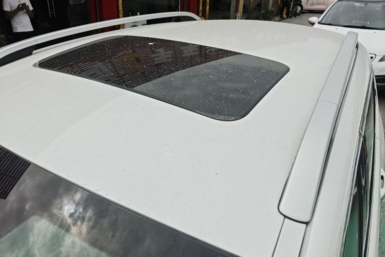 Used Peugeot 3008 2016 2.0L Automatic Classic Edition Roof