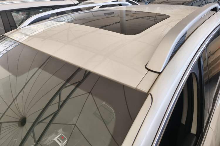Used Peugeot 3008 2016 2.0L Automatic Classic Edition Roof