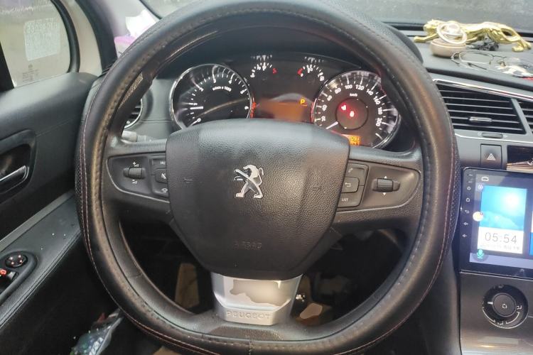 Used Peugeot 3008 2016 2.0L Automatic Classic Edition Steering Wheel