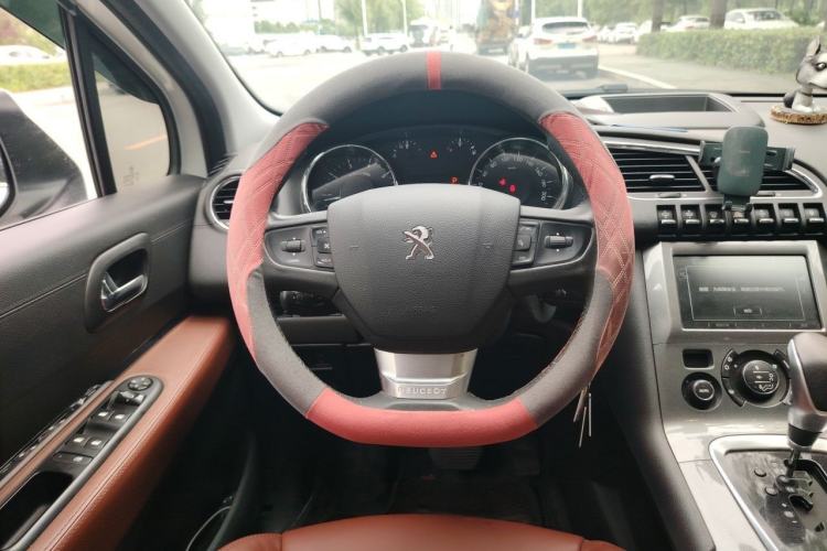 Used Peugeot 3008 2016 1.6THP Automatic Prestige Edition Steering Wheel