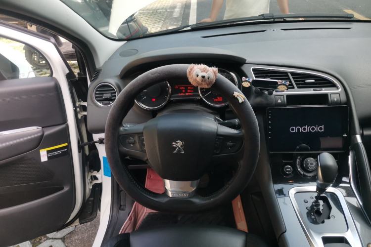 Used Peugeot 3008 2016 1.6THP Automatic Trend Edition Steering Wheel