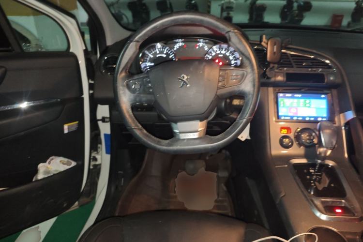 Used Peugeot 3008 2016 2.0L Automatic Trend Edition Steering Wheel