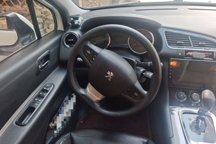 Used Peugeot 3008 2016 2.0L Automatic Classic Edition Steering Wheel