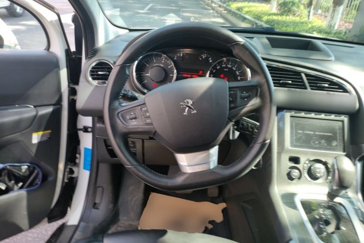 Used Peugeot 3008 2016 1.6THP Automatic Prestige Edition Steering Wheel