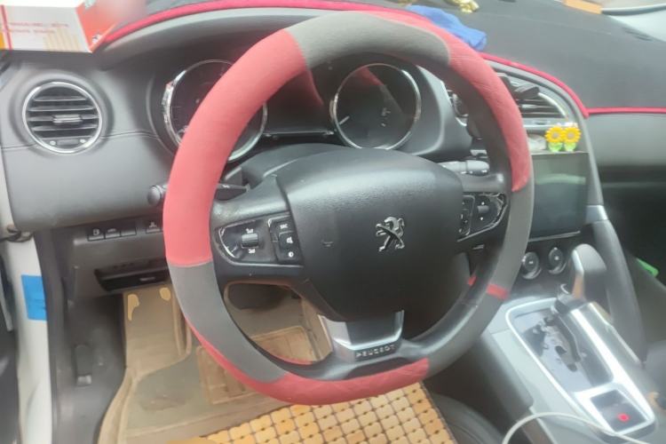 Used Peugeot 3008 2016 2.0L Automatic Classic Edition Steering Wheel
