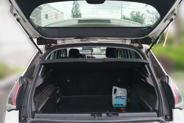 Used Peugeot 3008 2016 2.0L Automatic Classic Edition Trunk