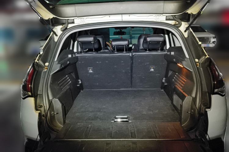 Used Peugeot 3008 2016 1.6THP Automatic Classic Edition Trunk