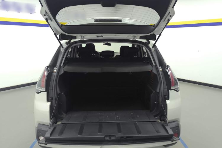 Used Peugeot 3008 2016 1.6THP Automatic Classic Edition Trunk