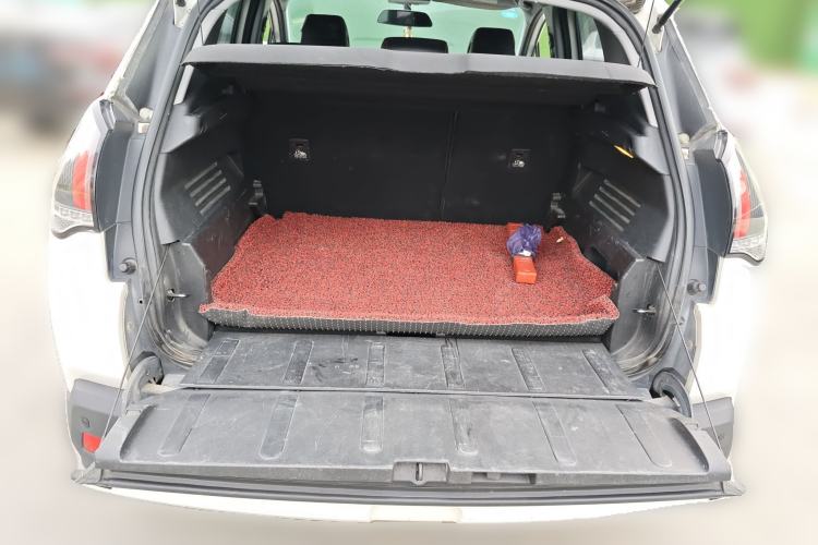 Used Peugeot 3008 2016 1.6THP Automatic Standard Edition Trunk