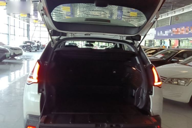 Used Peugeot 3008 2016 1.6THP Automatic Classic Edition Trunk