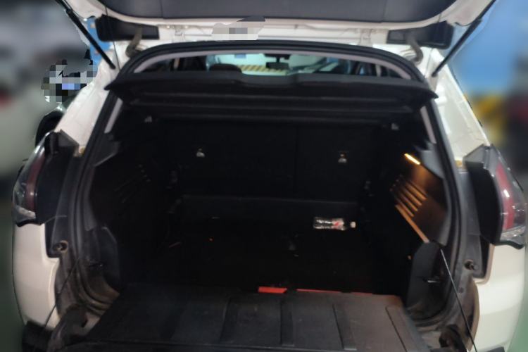 Used Peugeot 3008 2016 2.0L Automatic Classic Edition Trunk