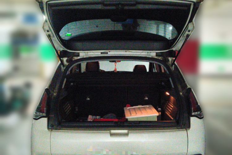 Used Peugeot 3008 2016 1.6THP Automatic Prestige Edition Trunk