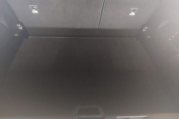 Used Peugeot 3008 2016 1.6THP Automatic Standard Edition Trunk