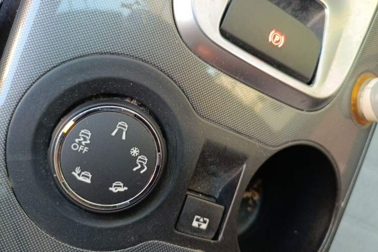Used Peugeot 3008 2016 1.6THP Automatic Classic Edition Vehicle Key