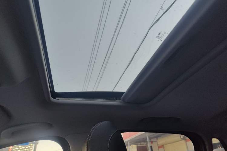 Used Peugeot 3008 2018 2.0L Automatic Classic Edition Headliner