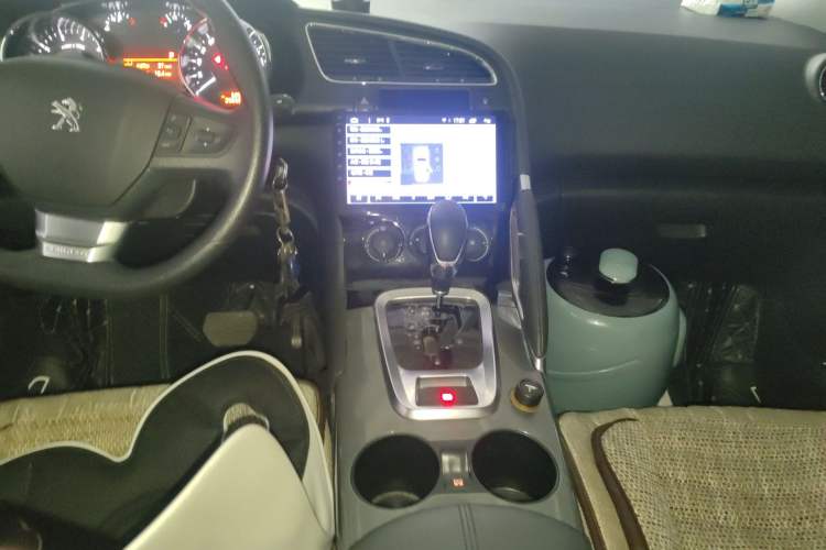 Used Peugeot 3008 2018 2.0L Automatic Classic Edition Audio And AC Panel