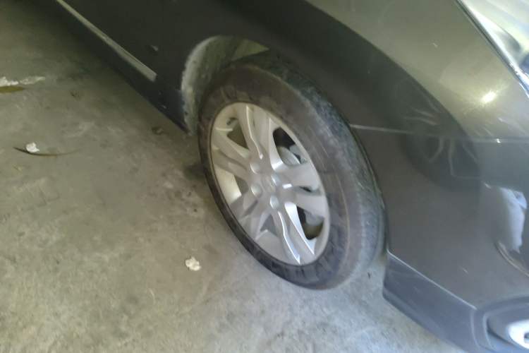 Used Peugeot 3008 2018 2.0L Automatic Classic Edition Right Front Wheel Hub