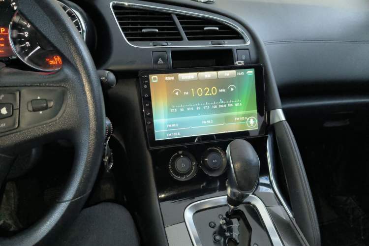 Used Peugeot 3008 2018 2.0L Automatic Classic Edition Audio And AC Panel