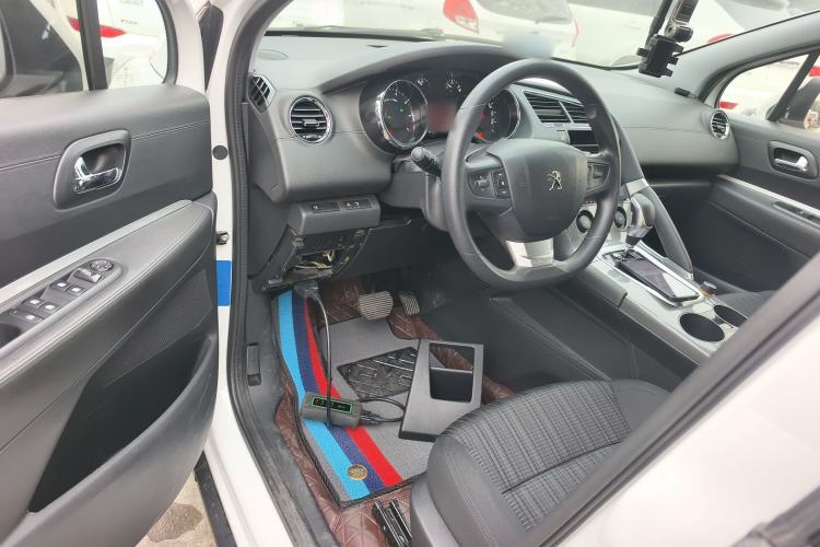 Used Peugeot 3008 2018 2.0L Automatic Classic Edition Driver Seat