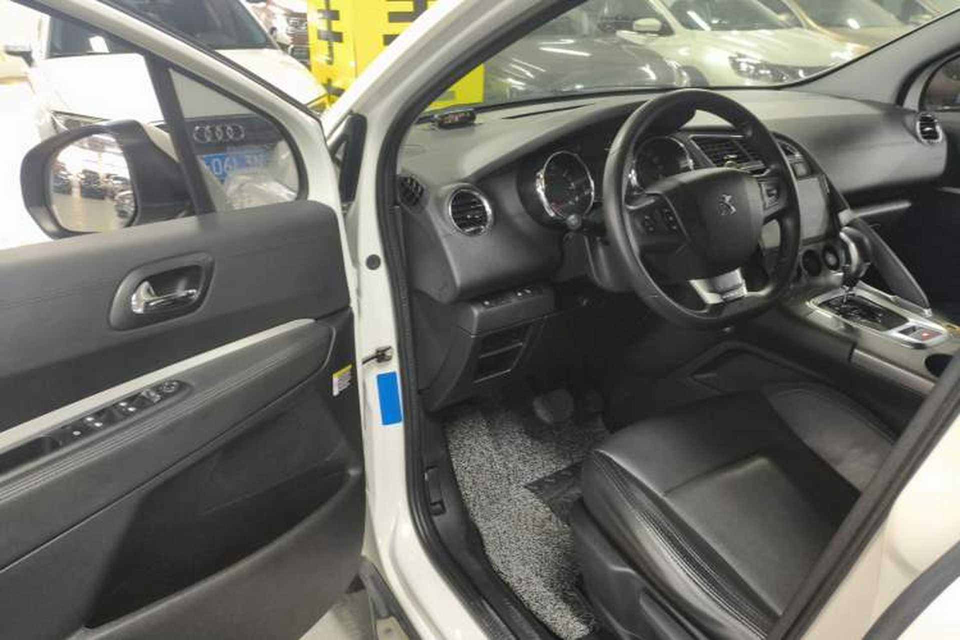 Used Peugeot 3008 2018 2.0L Automatic Classic Edition Driver Seat